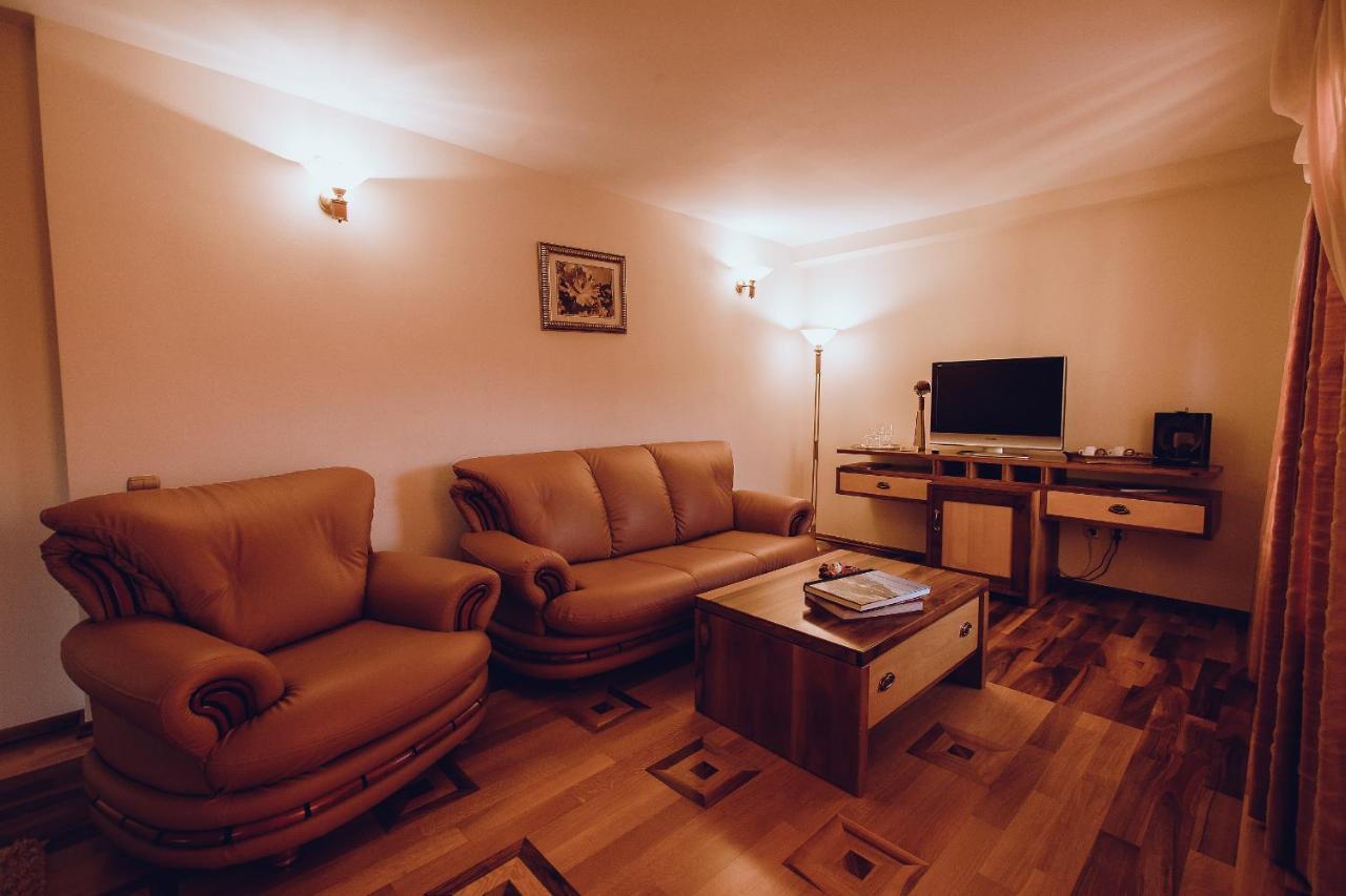 Hotel Denisa Boutique Poiana Brașov Zewnętrze zdjęcie