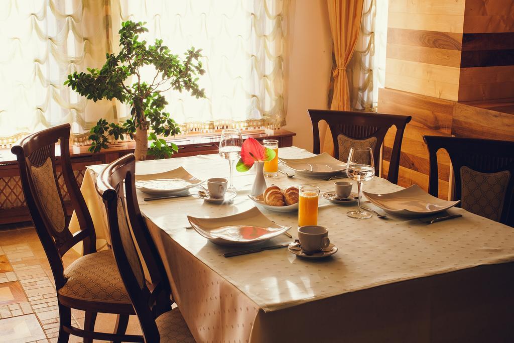 Hotel Denisa Boutique Poiana Brașov Zewnętrze zdjęcie