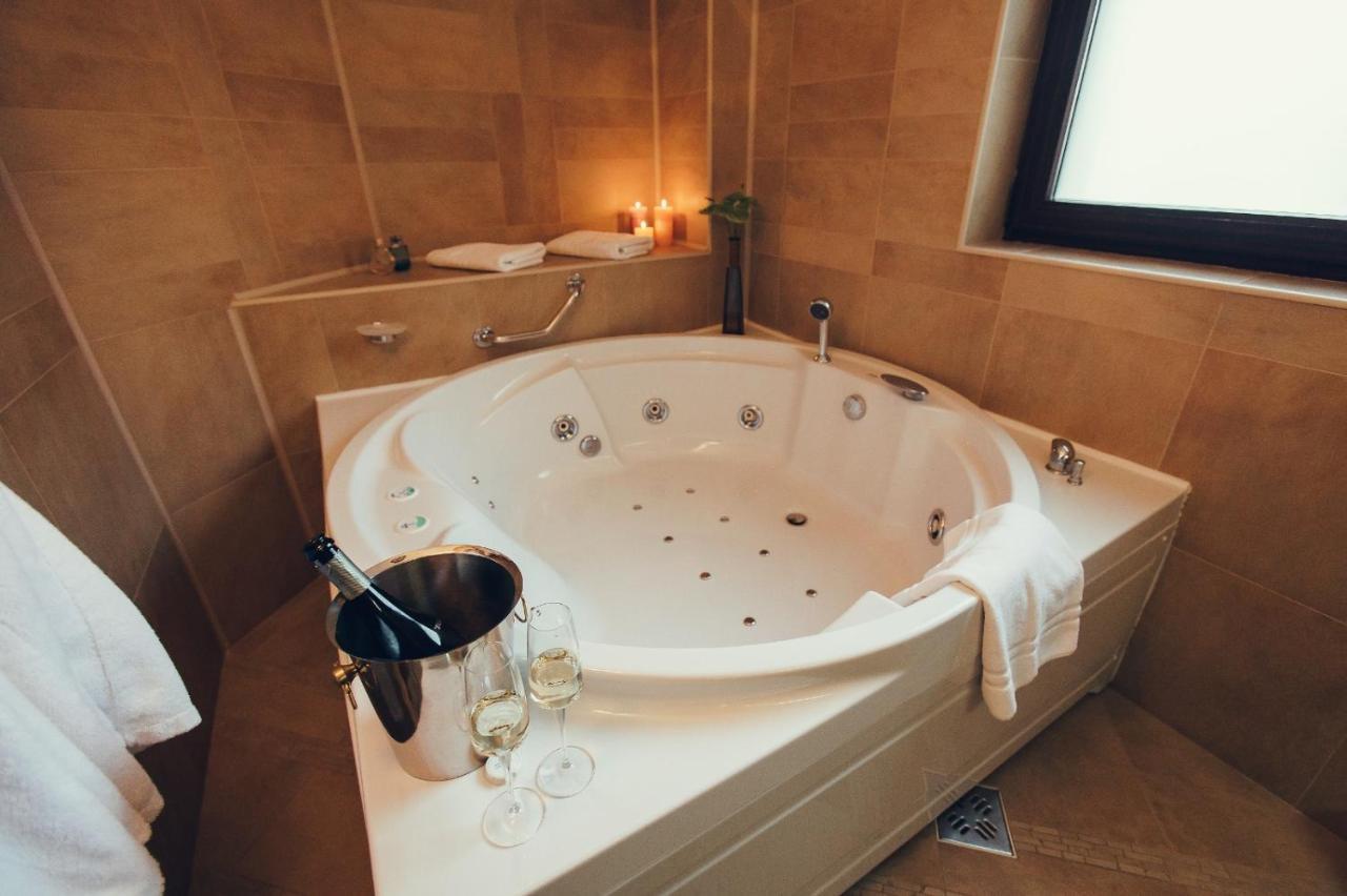 Hotel Denisa Boutique Poiana Brașov Zewnętrze zdjęcie