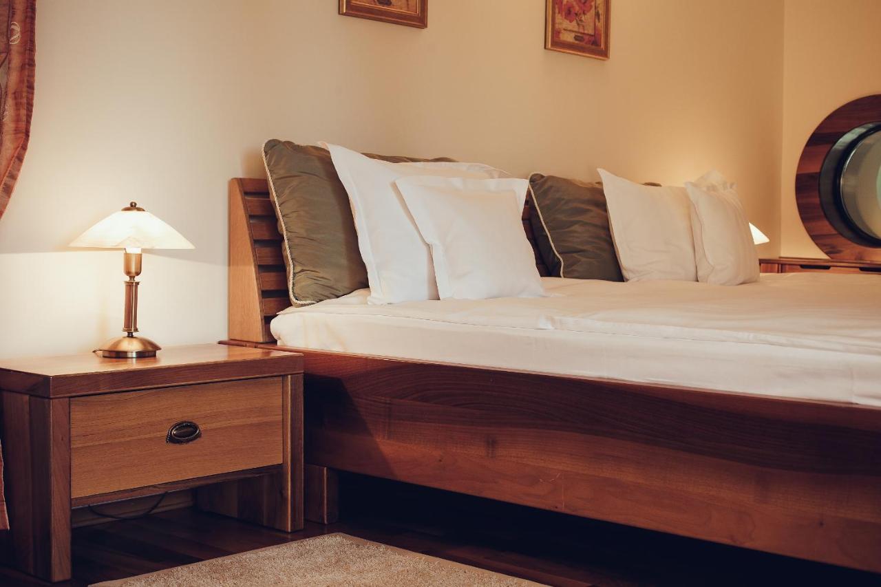 Hotel Denisa Boutique Poiana Brașov Zewnętrze zdjęcie