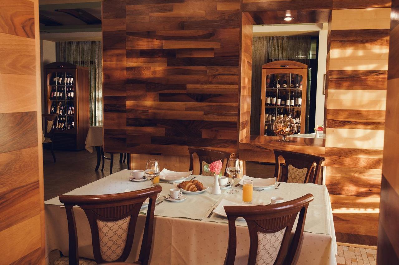 Hotel Denisa Boutique Poiana Brașov Zewnętrze zdjęcie