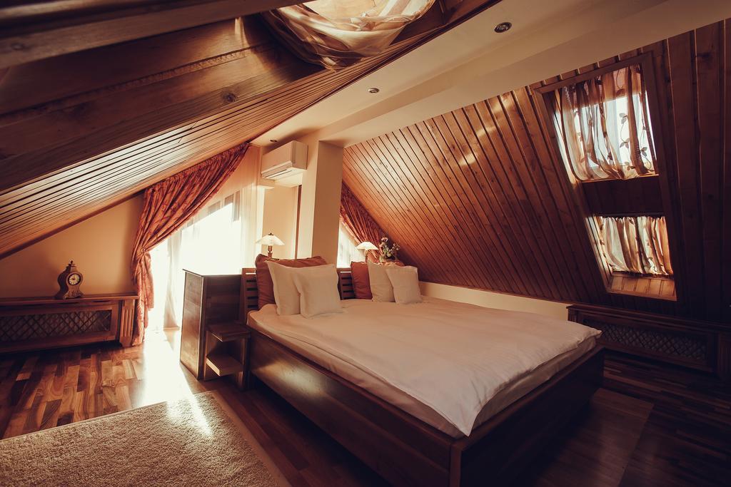 Hotel Denisa Boutique Poiana Brașov Zewnętrze zdjęcie